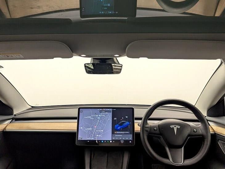 Tesla Model 3 Tesla Model 3 Long Range — миниатюра 3