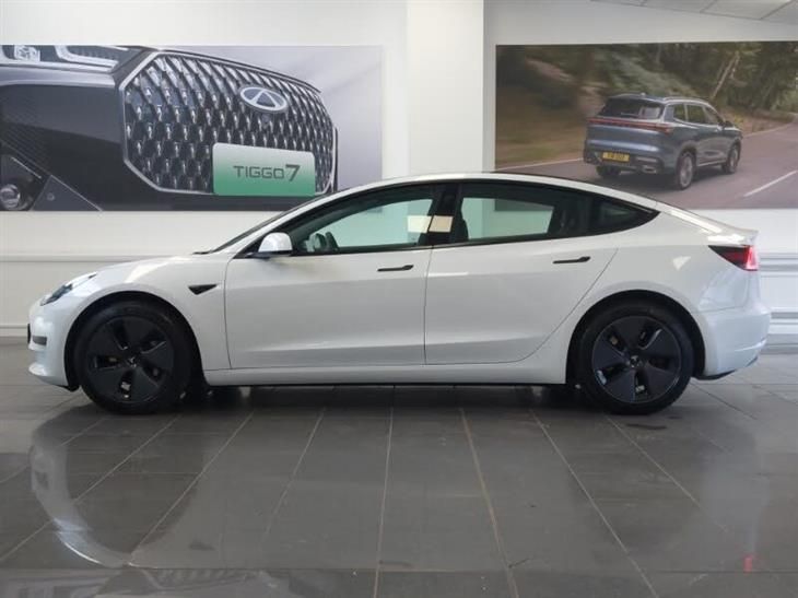 Tesla Model 3 Tesla Model 3 RWD 4dr Auto — миниатюра 4