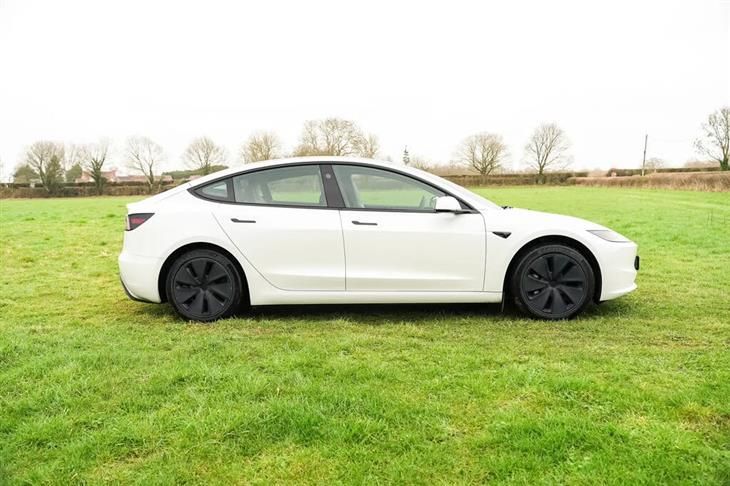 Tesla Model 3 Tesla Model 3 RWD 4dr Auto — миниатюра 4
