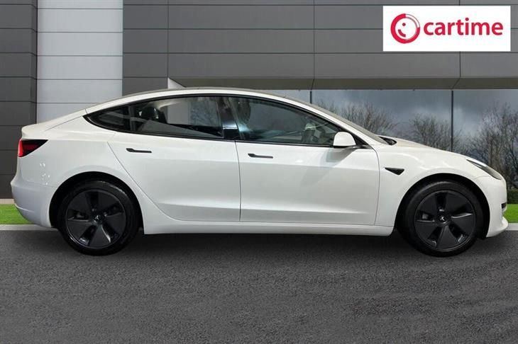 Tesla Model 3 Tesla Model 3 Saloon 4dr Electric Auto RWD (241 bhp) Panoramic Glass Roof, Park Assist Camera, Heated Steering Wheel, Navigation — миниатюра 2