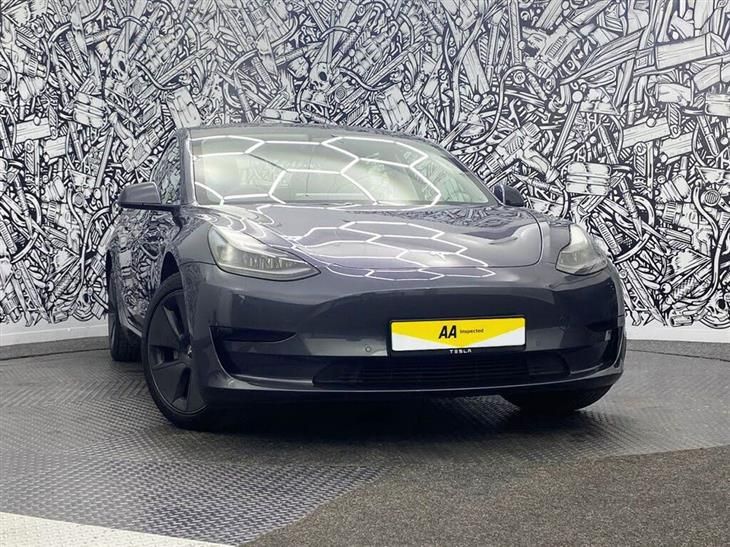 Tesla Model 3 Tesla Model 3 Standard Range Plus Saloon 4dr Electric Auto RWD (241 bhp) — миниатюра 4