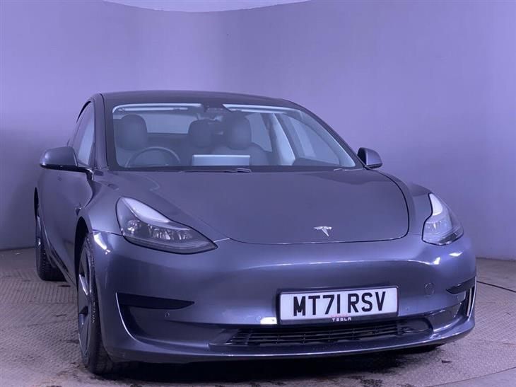 Tesla Model 3 Tesla Model 3 Standard Range Plus Saloon 4dr Electric Auto RWD (241 bhp) — миниатюра 2