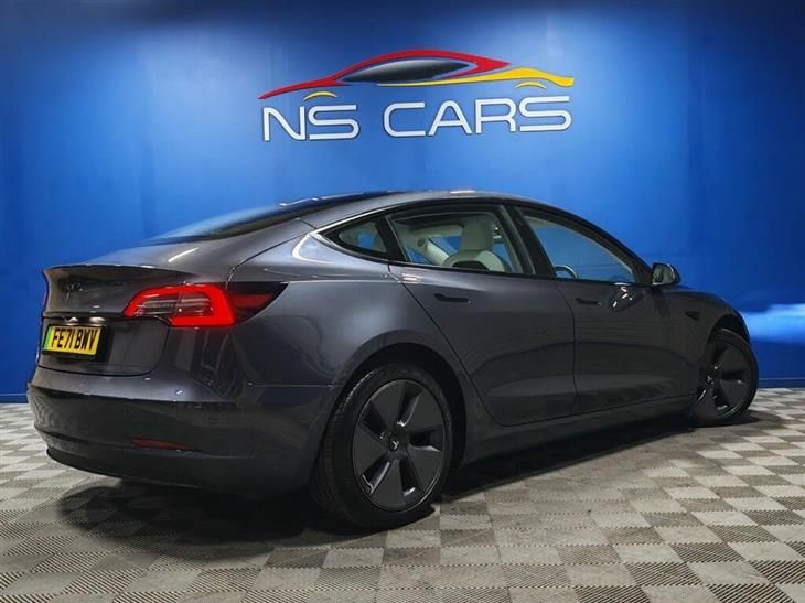 Tesla Model 3 Tesla Model 3 Standard Range Plus Saloon 4dr Electric Auto RWD (241 bhp) — миниатюра 3