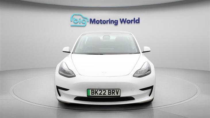 Tesla Model 3 Tesla Model 3 Standard Range Plus Saloon 4dr Electric Auto RWD (241 bhp) — миниатюра 3