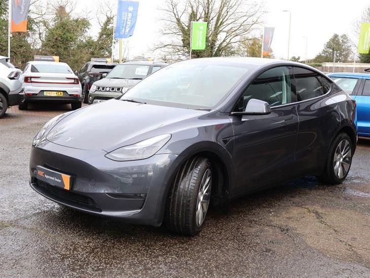 Tesla Model Y Tesla Model Y (Dual Motor) Long Range Auto 4WDE 5dr — миниатюра 3