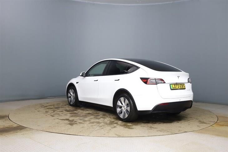 Tesla Model Y Tesla Model Y (Dual Motor) Long Range SUV 5dr Electric Auto 4WDE (384 bhp) Expansive Glass Roof, Heated Seats, Heated Steering W — миниатюра 3