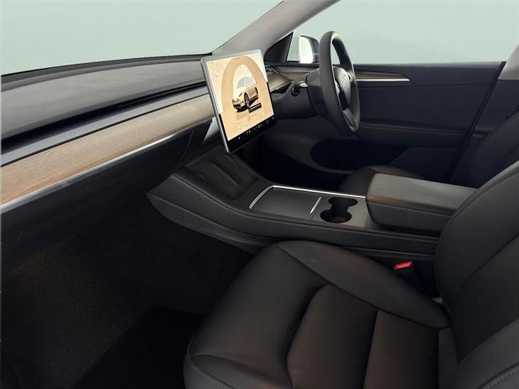 Tesla Model Y Tesla Model Y (Dual Motor) Long Range SUV 5dr Electric Auto 4WDE (384 bhp) — миниатюра 4