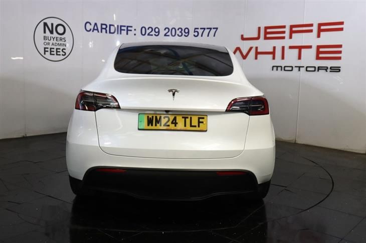 Tesla Model Y TESLA MODEL Y 5dr Auto RWD (SAT NAV, FULL LEATHER) 2024 — миниатюра 4