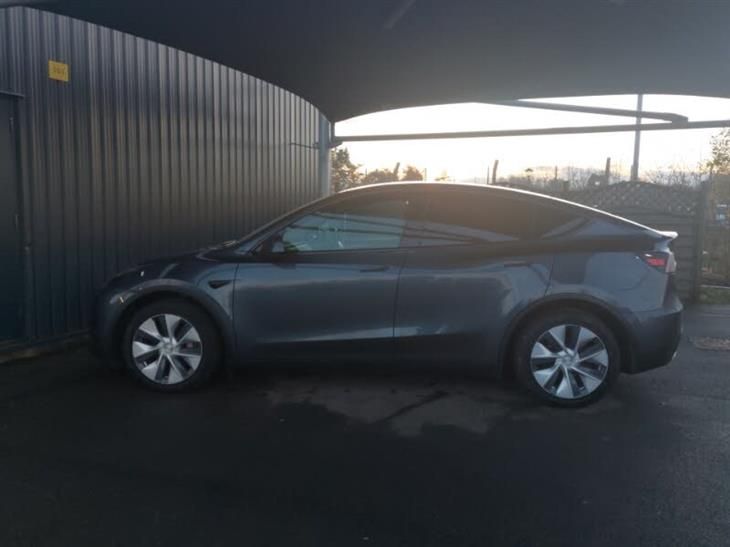 Tesla Model Y Tesla Model Y Long Range AWD 5dr Auto — миниатюра 4