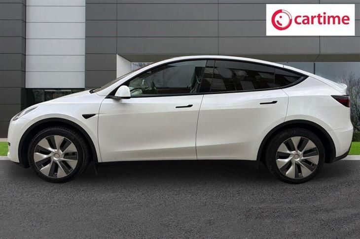 Tesla Model Y Tesla Model Y SUV 5dr Electric Auto RWD (346 ps) Expansive Glass Roof, Heated Seats, Heated Steering Wheel, Touchscreen, 19In Al — миниатюра 3