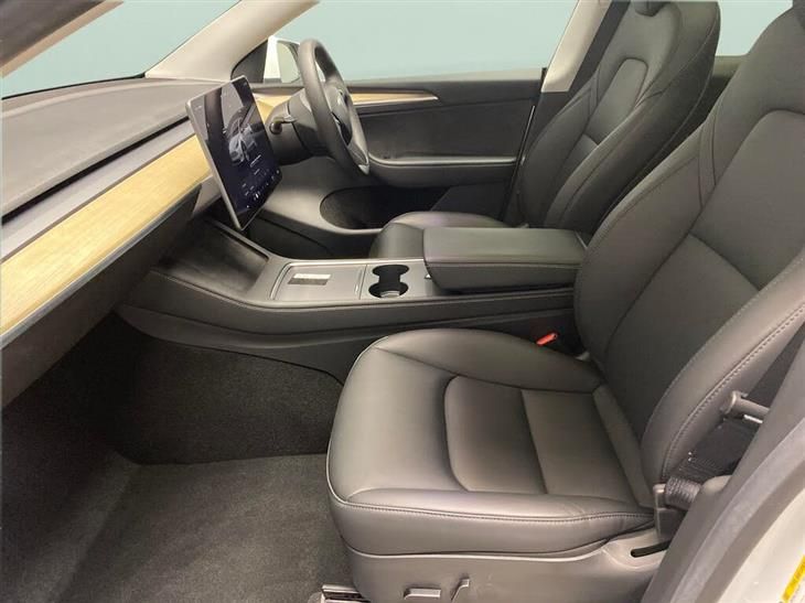 Tesla Model Y Tesla Model Y SUV 5dr Electric Auto RWD (346 ps) — миниатюра 4