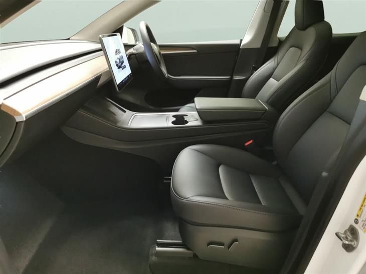 Tesla Model Y Tesla Model Y SUV 5dr Electric Auto RWD (346 ps) — миниатюра 4