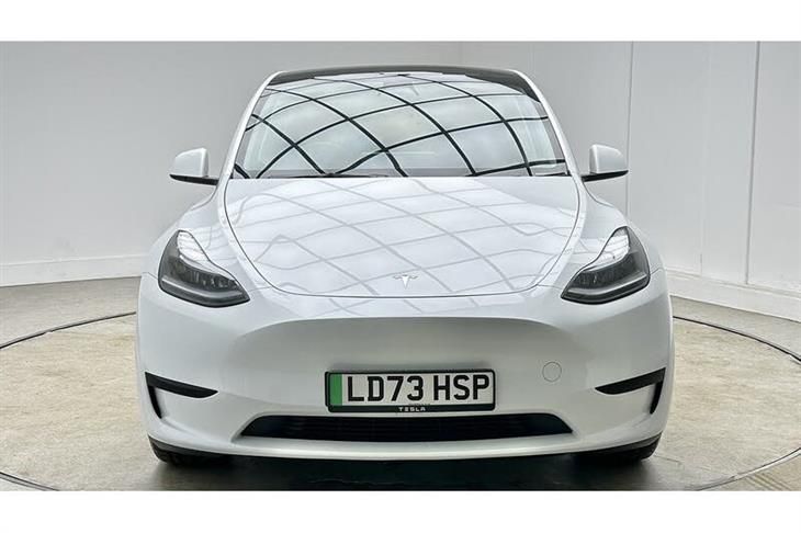 Tesla Model Y Tesla Model Y — миниатюра 4