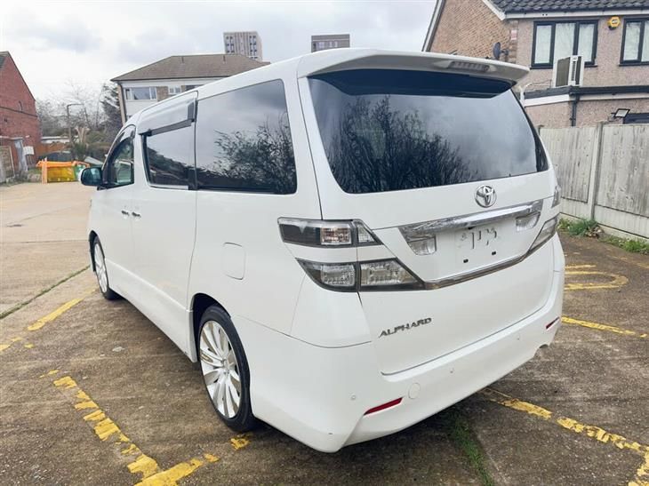 Toyota Alphard cars for sale - PistonHeads UK
