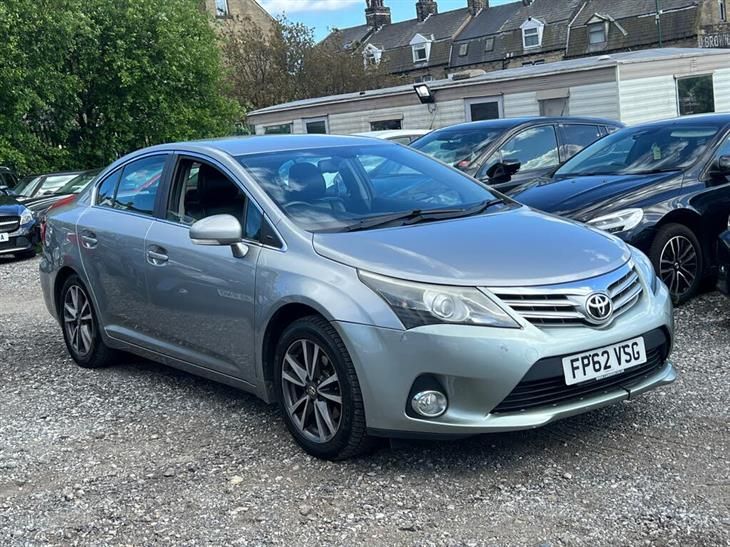 Cheap Toyota Avensis TR D-4D 4-Door for sale in Bradford, West Yorkshire