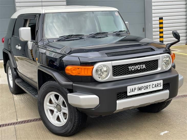Toyota FJ Cruiser 2012 STUNNING FRESHLY IMPORTED IN AS NEW CONDITON BOdYWISE AND MECHANICALLY