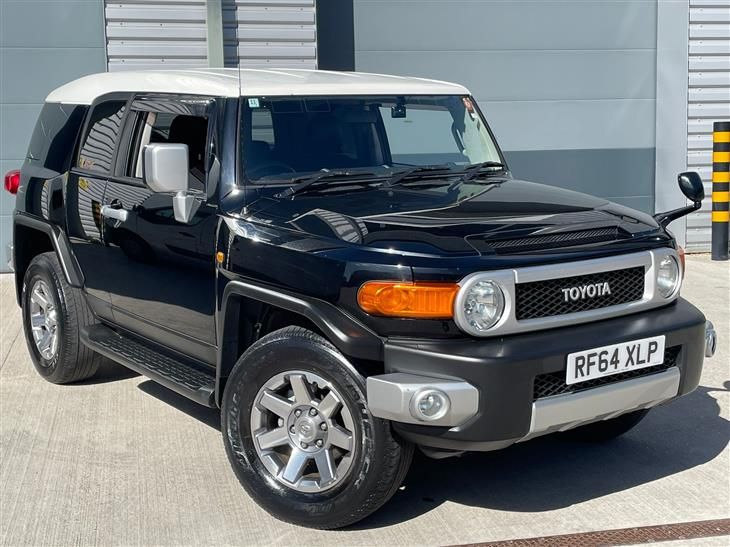 TOYOTA FJ CRUISER FRESH IMPORT- MUST BE SEEN-BEST AVAILABLE!! TRULY IMMACULATE