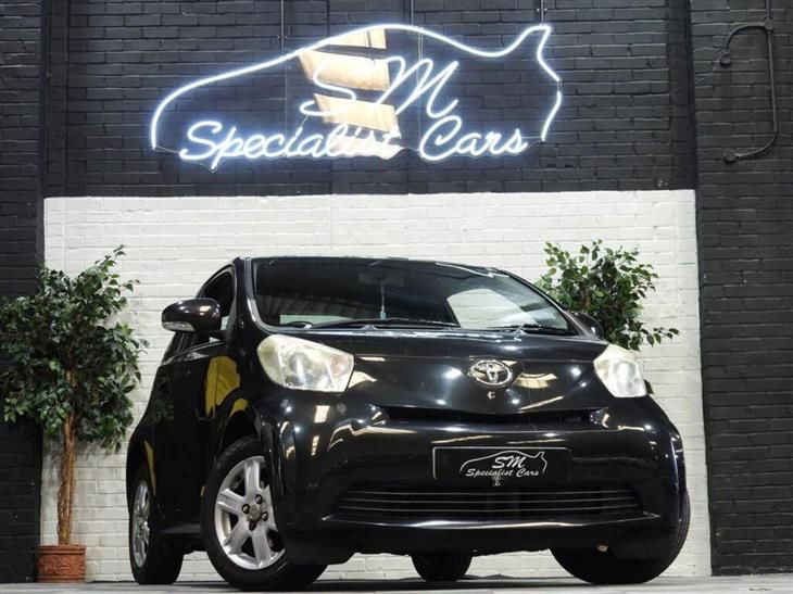 Toyota iQ