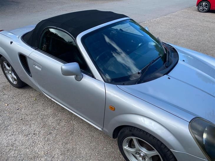Toyota MR2 1.8 VVT-i Roadster 2dr