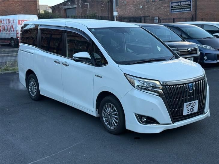 Toyota Noah 1.8 petrol hybrid automatic 7 seater