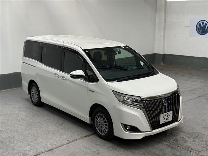 Toyota Noah esquire 1.8L 7 seater hybrid petrol automatic