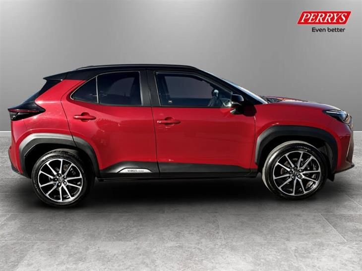 Toyota GR Yaris Toyota Yaris Cross 1.5 Hybrid 130 GR Sport 5dr CVT — миниатюра 2