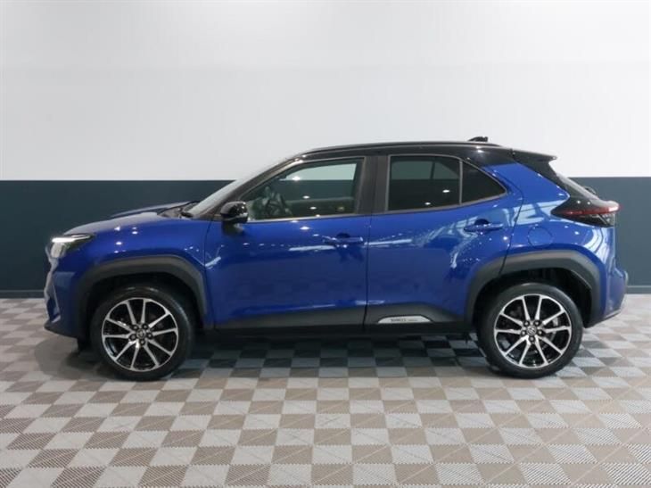 Toyota GR Yaris Toyota Yaris Cross 1.5 Hybrid GR Sport 5dr CVT — миниатюра 4