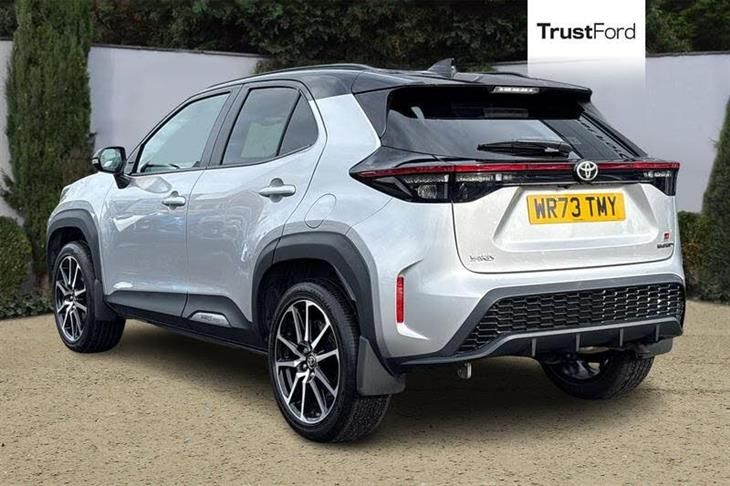 Toyota GR Yaris Toyota Yaris Cross GR Sport — миниатюра 2