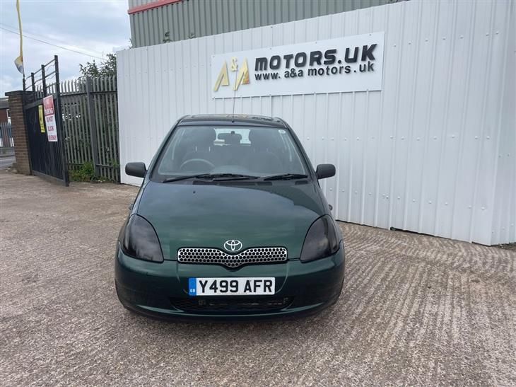 Cheap Toyota Yaris 1.3 16v VVTi CDX 5dr for sale in West Bromwich, West Midlands