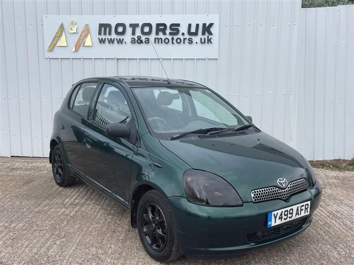 Toyota Yaris 1.3 16v VVTi CDX 5dr - Image 4