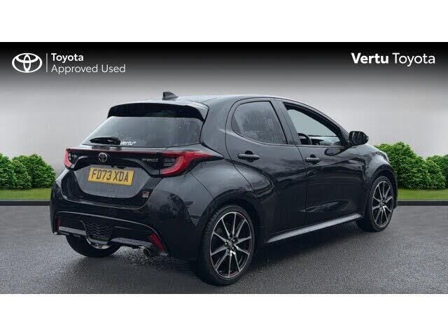 Toyota GR Yaris Toyota Yaris 1.5 Hybrid GR Sport 5dr CVT Hybrid Hatchback — миниатюра 2