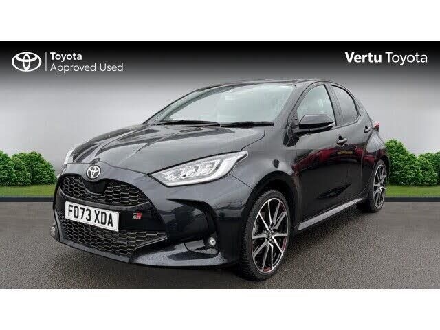 Toyota GR Yaris Toyota Yaris 1.5 Hybrid GR Sport 5dr CVT Hybrid Hatchback — миниатюра 3