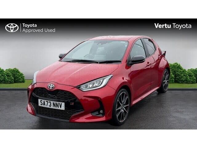 Toyota GR Yaris Toyota Yaris 1.5 Hybrid GR Sport 5dr CVT Hybrid Hatchback — миниатюра 3