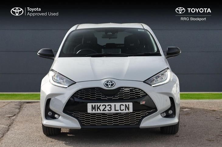 Toyota GR Yaris Toyota Yaris 1.5 VVT-h GR SPORT E-CVT Euro 6 (s/s) 5dr — миниатюра 3