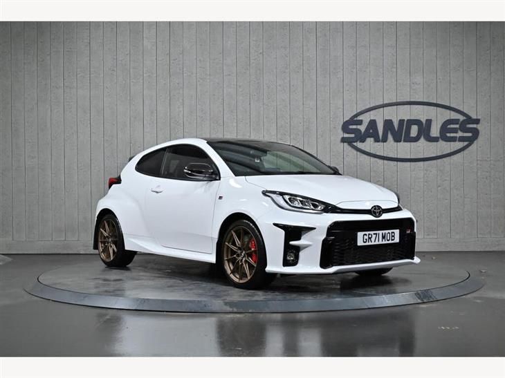 Toyota GR Yaris Toyota Yaris 1.6T GR Circuit AWD Euro 6 3dr — миниатюра 1