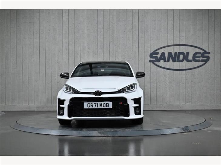 Toyota GR Yaris Toyota Yaris 1.6T GR Circuit AWD Euro 6 3dr — миниатюра 4