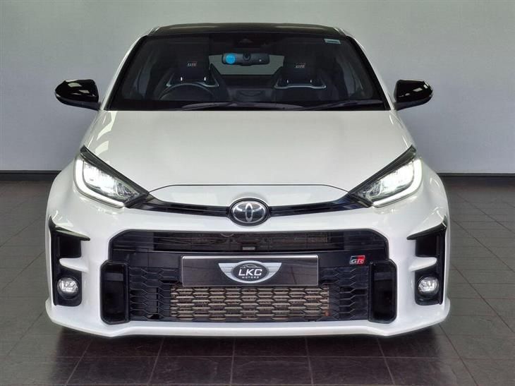 Toyota GR Yaris Toyota Yaris 1.6T GR Circuit AWD Euro 6 3dr — миниатюра 3