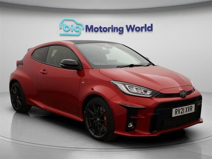 Toyota GR Yaris Toyota Yaris 1.6T GR Circuit Hatchback 3dr Petrol Manual AWD Euro 6 (261 ps) — миниатюра 1