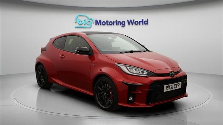 Toyota GR Yaris Toyota Yaris 1.6T GR Circuit Hatchback 3dr Petrol Manual AWD Euro 6 (261 ps) — миниатюра 2