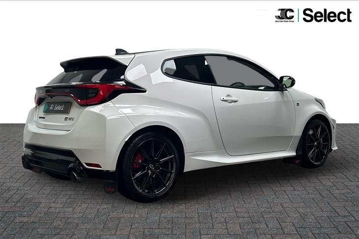 Toyota GR Yaris Toyota Yaris 1.6T GR DAT8 AWD Euro 6 3dr — миниатюра 2