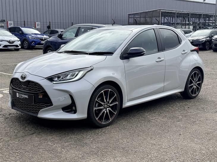 Toyota GR Yaris Toyota Yaris Gr Sport Hev Cvt — миниатюра 2