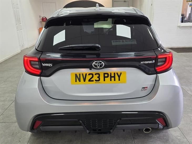 Toyota GR Yaris Toyota Yaris VVT-h GR SPORT — миниатюра 4