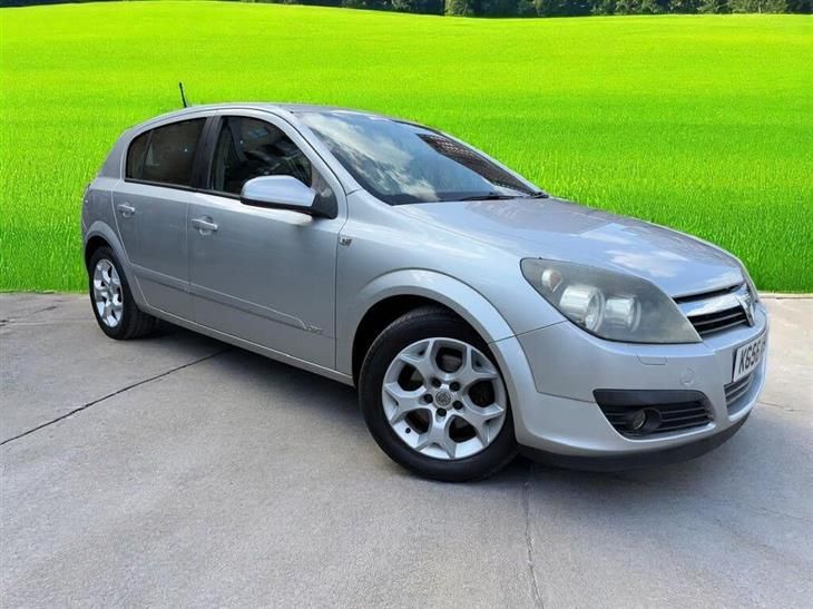 Vauxhall Astra 1.6i 16v SXi 5dr - Image 4
