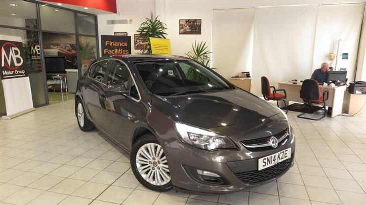 Cheap Vauxhall Astra 1.7 CDTi ecoFLEX Excite for sale in Bradford, West Yorkshire