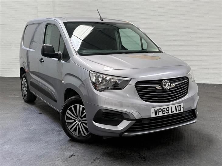 Vauxhall Combo Cargo 1.6 Turbo D 2300 Sportive L1 H1 Euro 6 (s/s) 4dr