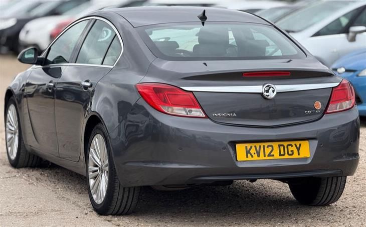 Vauxhall Insignia 2.0 CDTi Elite Nav Auto 4WD Euro 5 4dr - Image 4