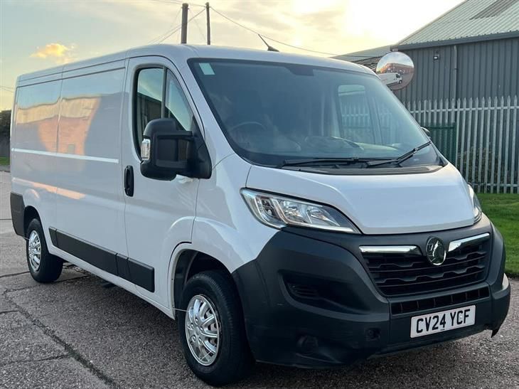 Vauxhall Movano