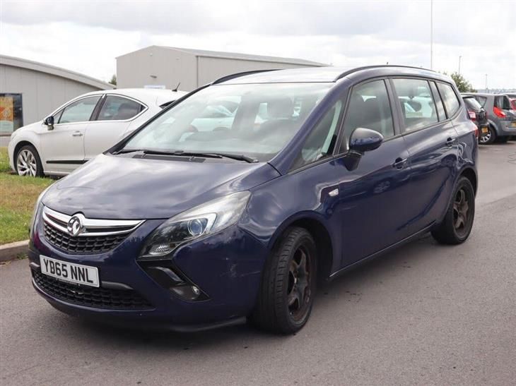 Cheap Vauxhall Zafira Tourer 1.4i Turbo Exclusiv MPV 5dr Petrol Manual Euro 6 (140 ps) for sale in Meadowfield, Durham
