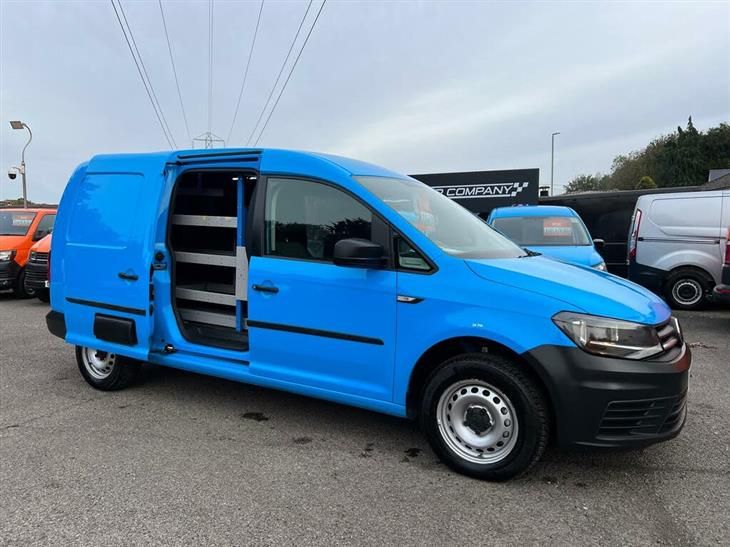 https://img.pistonheads.com/Fullsize/volkswagen/caddy-maxi/2-0-tdi-c20-bluemotion-aircon-twin-slider-euro-6/volkswagen-caddy-maxi-2-0-tdi-c20-bluemotion-aircon-twin-slider-euro-6-1097628932-4.jpg