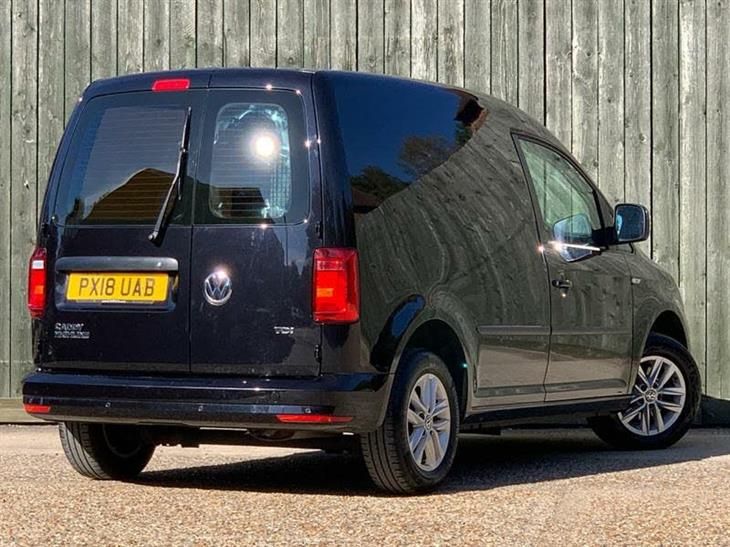 https://img.pistonheads.com/Fullsize/volkswagen/caddy/2-0-tdi-c20-bluemotion-tech-highline-swb-euro-6-s-s-5dr/volkswagen-caddy-2-0-tdi-c20-bluemotion-tech-highline-swb-euro-6-s-s-5dr-1080396598-3.jpg